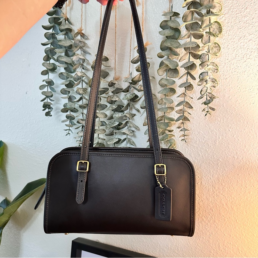 Coach Swing Zip